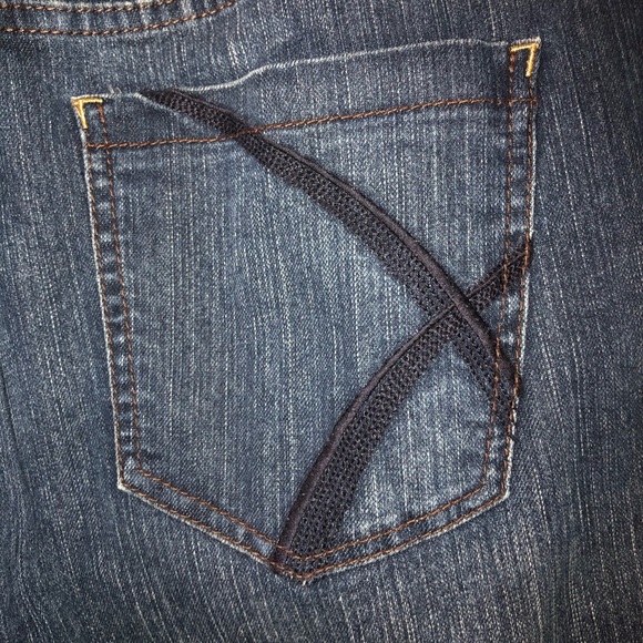 LANE BRYANT Distinctly Boot Jeans Tight Tummy Tech 24 W Petite - Picture 6 of 11